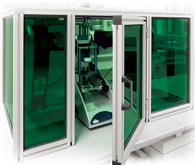 你大可不用閉眼操作雷射的!雷射防護入門懶人包 你大可不用閉眼操作雷射的!雷射防護入門懶人包